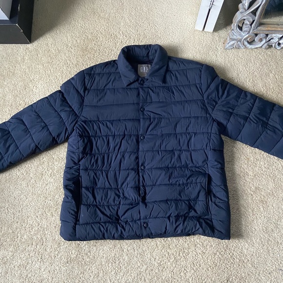 Large Men’s Quilted Gap Puffer Coat - Picture 2 of 3
